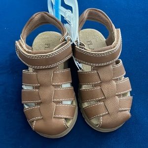 BNWT Children’s Place toddler sandals size 6